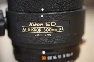 多支漂亮 NIKON AF NIKKOR 自動對焦鏡75-300mm,70-210mm,28-85mm,18-35mm