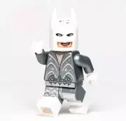 New LEGO Bachelor Batman Minifigure - The Lego Movie 2 - 70838 (tlm192)