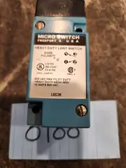 MICRO SWITCH LSC3K LIMIT SWITCH 600 VAC MAX