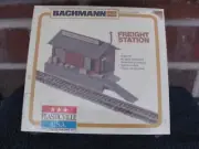 Bachmann Toy Train HO Scale Plasticviille Freight Station Item 2610 - NOS