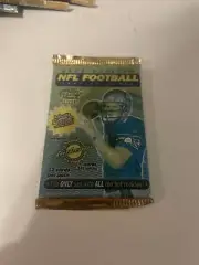 2000 Pacific NFL Football Foil Factory Sealed Hobby Pack