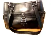 Rosetti Classic Black-Pockets Everywhere-Handbag-Lether like finish.