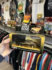 Corgi James Bond Gold Plated Aston Martin DB5 Goldfinger 30th Anniversary Car Ne