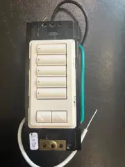 Lutron HQRD-W5BRL HomeWorks QS/QSX RF Touch Designer Keypad