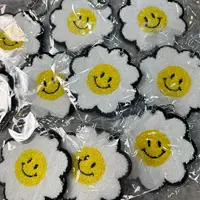 在飛比找蝦皮商城優惠-NXS 正韓 太陽花 吊飾 笑臉 微笑 小花 小雛菊 向日葵