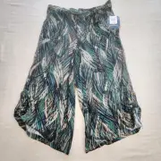 Democracy Womens Wide Leg Cropped Pants Capris Gauchos Rayon Palm Print 8 NWT