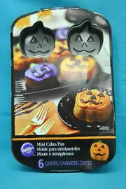 Wilton 6 - Mini Cakes Pan Jack-O-Lantern Pumpkin Mold 2015 Halloween 2105-7081