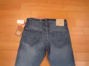 NWT Men's TRUE RELIGION "GENO SLIM STRAIGT" JEANS (Retail 238.00)