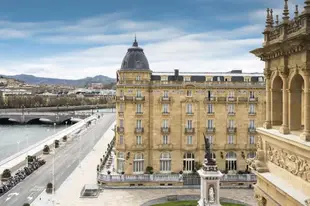 瑪利亞克莉絲蒂娜飯店 - 奢華精選Hotel Maria Cristina, a Luxury Collection Hotel, San Sebastian