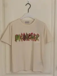 在飛比找Yahoo!奇摩拍賣優惠-全新 Moncler logo-print cotton T