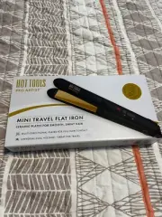 Hot Tools Mini Travel Flat Iron Brand New in Box