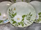 Honeybee Dinner Plates Daisy And Bees On A Honeycomb Design. 11 In Set Of 4 New