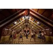 Save 10.00%! Private Tour - Hobbiton Movie Set & Te Puia (Rotorua)