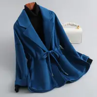 在飛比找ETMall東森購物網優惠-短款孔雀藍西裝領系帶雙面呢外套