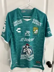Club León Jersey, Charly Size ( M )New With Tags