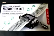 Make Your Own Songs Kikkerland Mechanical Music Box Set Compose Kit New