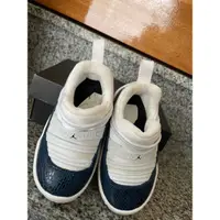 在飛比找蝦皮購物優惠-二手*NIKE Jordan 11童鞋 附鞋盒