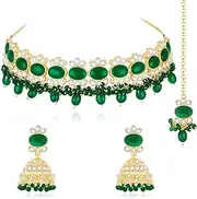 [Aheli] Green Synthetic Stone Kundan & Beads Studded Necklace Jhumki Earrings Maangtikka Ethnic Jewellery Set Gift for Women, One Size, Zinc, synthetic stone, kundan & beads