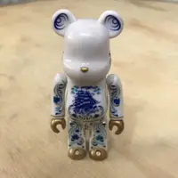 在飛比找iOPEN Mall優惠-Be@rbrick 青花瓷 100%(非kaws 多啦A夢 