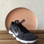 NIKE FLYKNIT ZOOM AGILITY