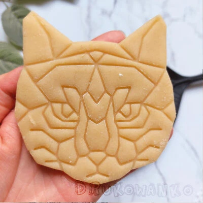 Symmetrical Geometric Cat Wall Decor Animal Forest Winter Snow Cookie Cutter