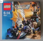 LEGO Knights Kingdom Rogue Knight Battleship 8821 In 2006 New Retired