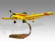Air Tractor 502 Desk Wood Airplane New Model Small Scale 1/72