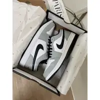 在飛比找蝦皮購物優惠-S.G AIR JORDAN 1 LOW 553560 55