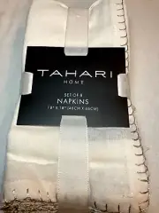 TAHARI HOME NAPKINS (4) WHITE SILVER HEMSTITCH 18 X 18 100% LINEN NIP
