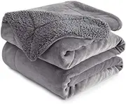 Fleece Throw Blanket, Double-Sided Super Soft Reversible Bed and Couch Blanket, Warm and Lightweight Home Decoration Blanket, Grey Double Size 150 x 200cm