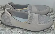NIB Cloudsteppers by Clarks Carly Charm Slip-On Loafer Stone Pierre US 11 W
