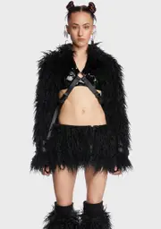 [Widow] Unsightly Scenes Faux Fur Shrug