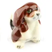 Dolls House miniature Ceramic Begging Beagle Puppy