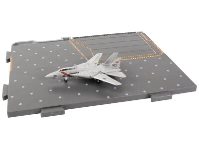Grumman F-14 Tomcat Fighter Aircraft "VF-114 Aardvarks" and Section E of USS Ent