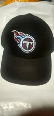 Tennessee Titans new, Never Worn Black Adjustable Adult Sized hat With Tags!