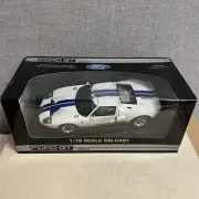 The Beanstalk Group 1:18 Ford GT Concept Car White/Blue 2002