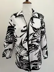Chico's New With Tag Size M-8 (Chico's 1) Freesia Calista Jacket Black/White
