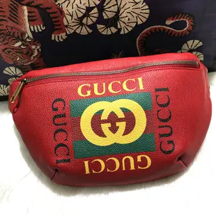 二手旗艦 GUCCI 黑色 牛皮 綠紅綠 織帶 胸口包 腰包 (中友店)