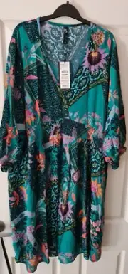 TAKING SHAPE PATCHWORK PRINT NATURAL TUNIC/DRESS SIZE 18 - NEW WITH TAGS