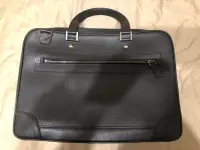 在飛比找Yahoo!奇摩拍賣優惠-Louis Vuitton 二手正品 LV Taiga 雙層