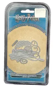 Universal Hogwarts Express Train 9 3/4 London Wizard Harry Potter Metal Die New