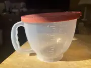 tupperware mix n store 4 Cup