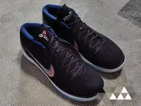 在飛比找Yahoo!奇摩拍賣優惠-NIKE 全新nike科比KOBE/AD MID水晶底-US