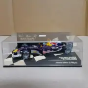 1/43 Infiniti Red Bull Minichamps Racing Car HB