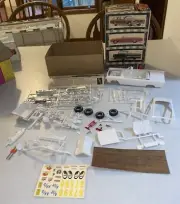 AMT 1965 3 in 1 Original Lincoln Model Kit Unbuilt in box decals & instructions