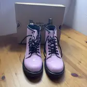 Dr marten pink patent leather boots new in box size 4 girls