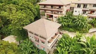 Kamala Hill Hostel
