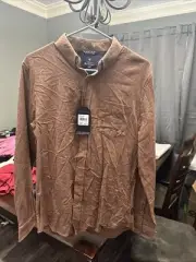 Ben Sherman Men’s Button Up Shirt. Medium. Caramel.