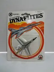 Sealed on card Die-Cast Metal Dyna-Flites EF-111 Aardvark by Intex Recreation