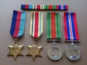 1939-45, AFRICA STAR, 1939-45 DEFENCE + WAR MEDALS WWII MEDAL SET + BONUS BAR
